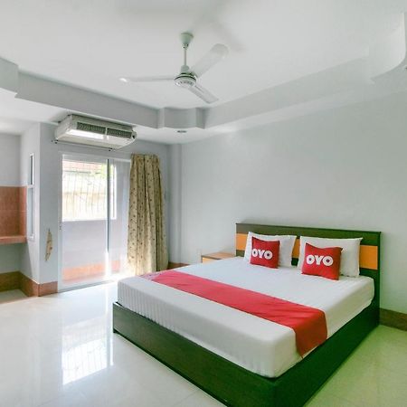 Hotel Oyo 75387 4 Men Court Nong Prue Esterno foto